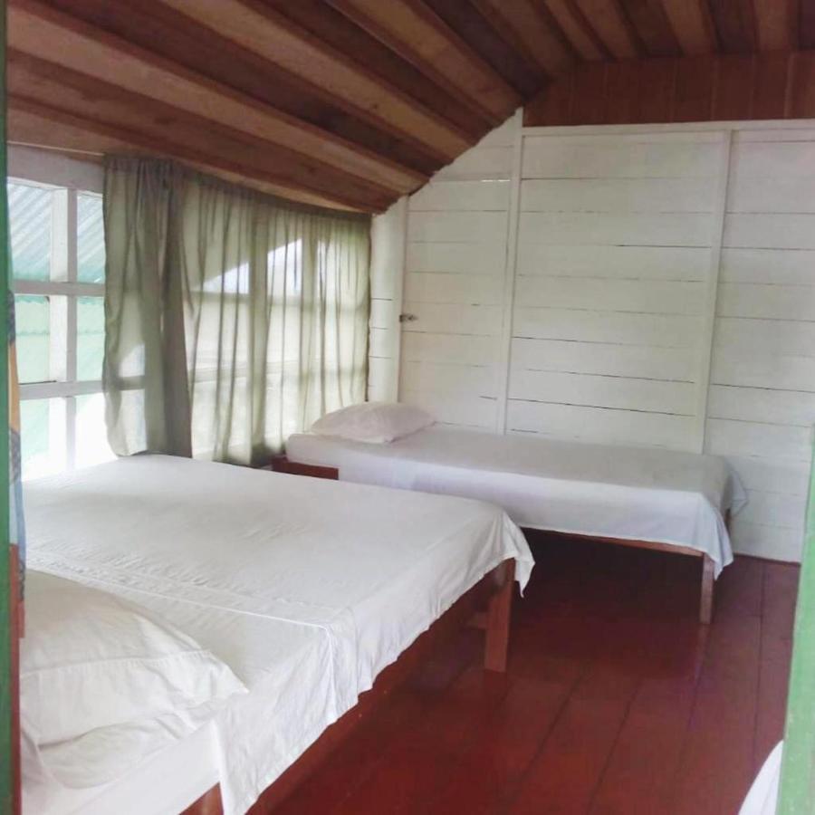 Hotel Lomas Del Paiyue Puerto Nariño 外观 照片
